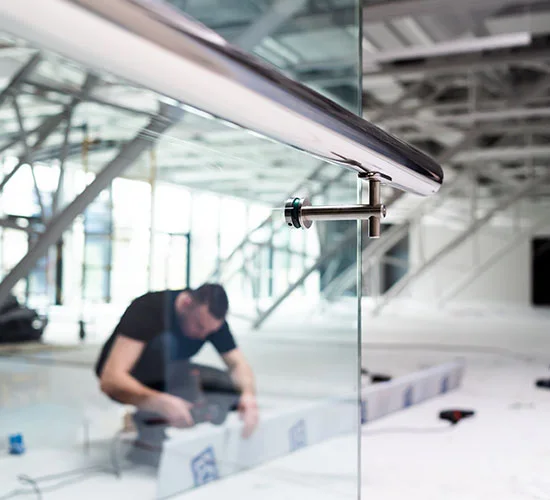 Fort Walton Beach, FL highly skilled glass repair technicians